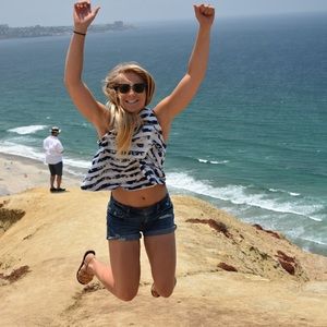 Meet your Posher, Lindsey